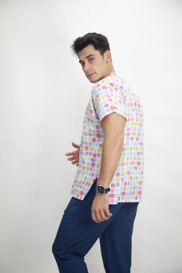 Patternmix U-seX Renkli Kareler V Yaka Desenli Üst - Görsel 2
